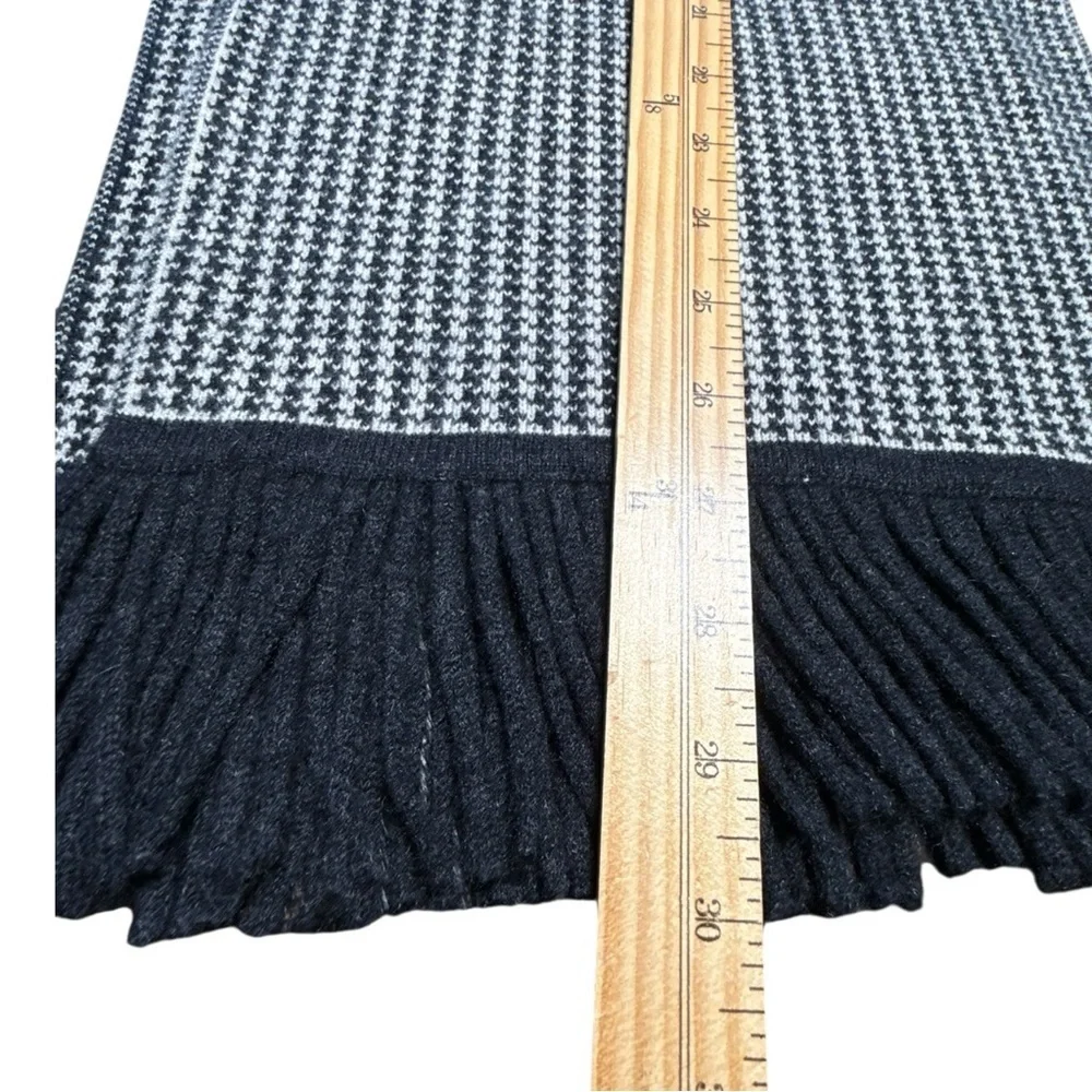 CULLWELL & Son Gentlemen’s Apparel Dallas 100% Pure Cashmere Scarf Houndstooth